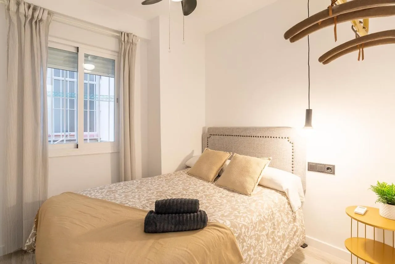 Nuevo Estacion Central Playa 3 Dorm Ac Malaga 0*,