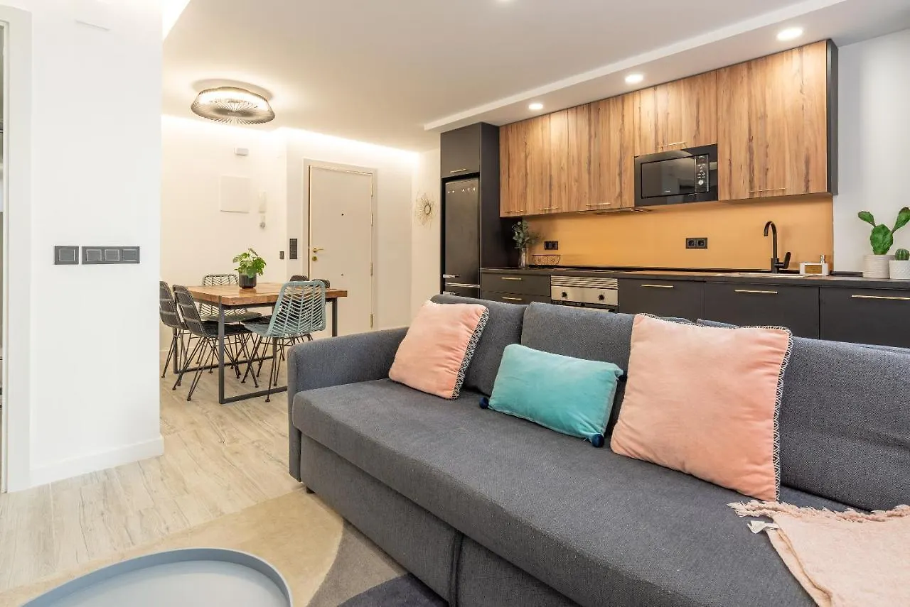 Apartment Nuevo Estacion Central Playa 3 Dorm Ac Malaga