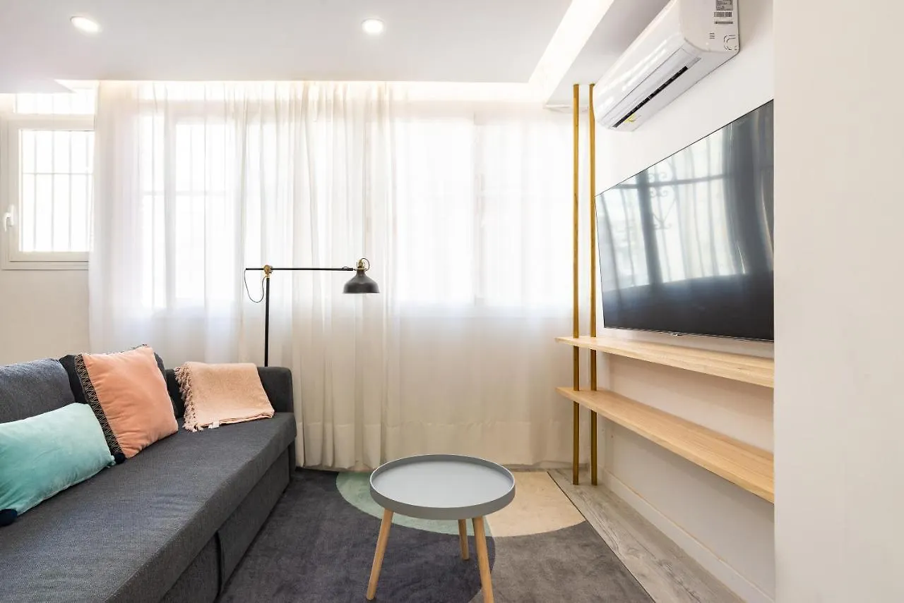 Nuevo Estacion Central Playa 3 Dorm Ac Malaga Spain